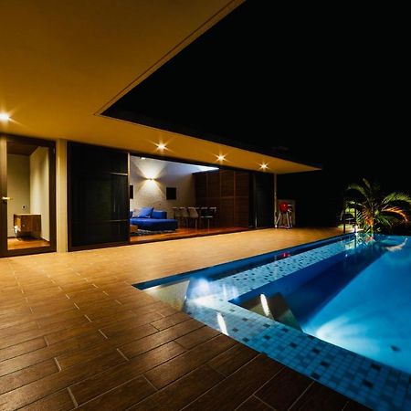 Relax Kouri Villa Rekrrr นาคิจิน ภายนอก รูปภาพ